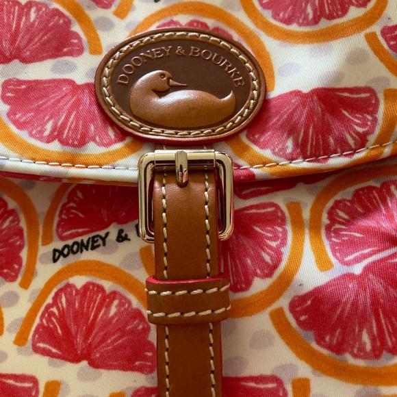 DOONEY & BOURKE Pomelo grapefruit pattern backpack - Picture 4 of 13